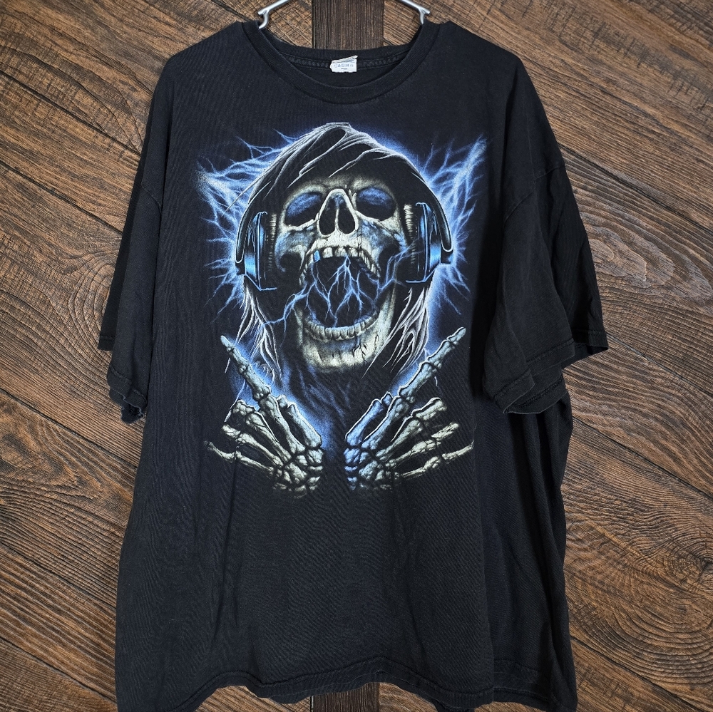 Edgy Black Skull Graphic Tee